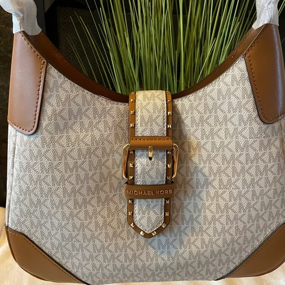 MICHAEL KORS Ilillian Medium Shoulder Bag - Picture 4 of 13